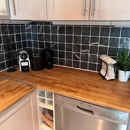 Cozy With Smart Solutions Grunerlokka Happy Days Konukevi Oslo